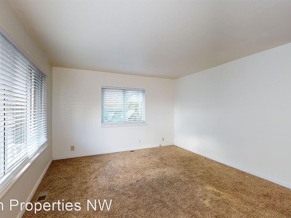 1st image of 2053 S 113th St #10637530
