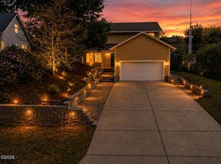 1325 SW Chad Dr, Waldport, OR 97394