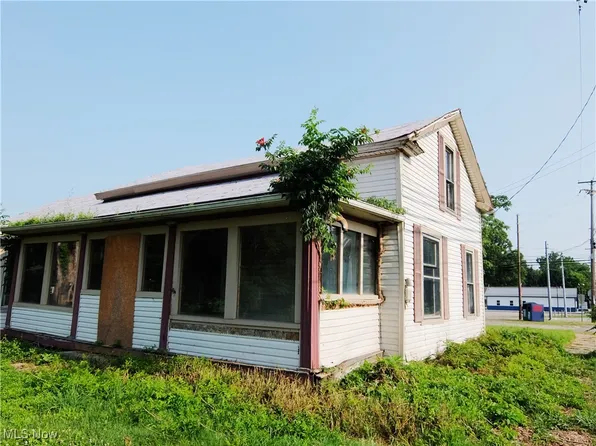 6221 State Route 45, Bristolville, OH 44402