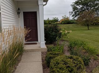 2830 Cattail Ct UNIT F, Wauconda, IL 60084