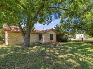 500 E Ham Ave, De Leon, TX 76444