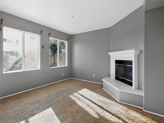4th image of 600 Freeport Ln