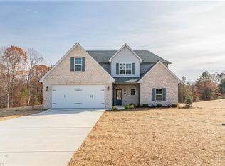 322 Fulton Rd, Advance, NC 27006