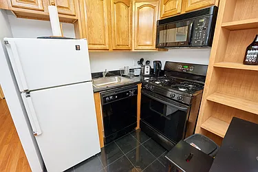 Rented by Genik Group Corp