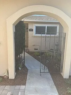536 Curie Dr — Photo 3