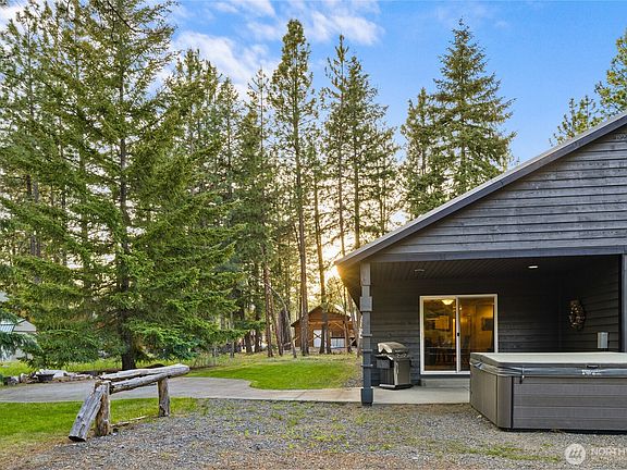4th image of 750 Evergreen Valley Loop Road