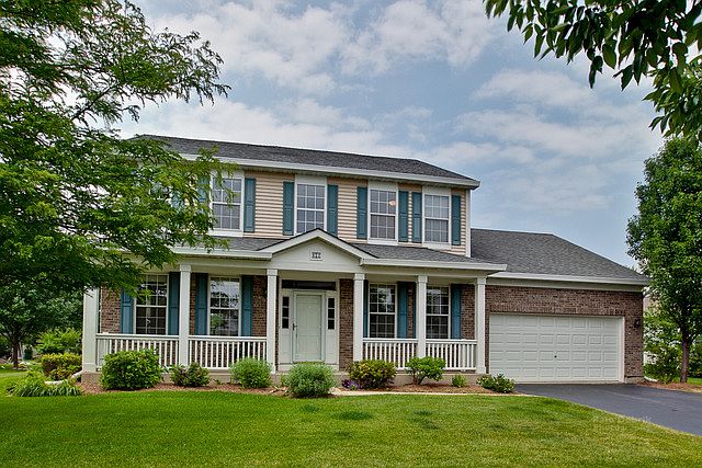 1st image of 852 Greenwood Dr