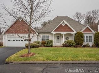 3 S Pond Rd #3, Bloomfield, CT 06002