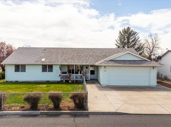 1122 NE Manzanita St, Prineville, OR 97754