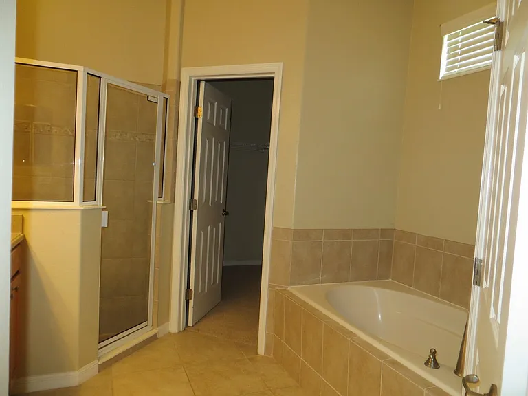 5303 Cape Hatteras Dr — Photo 8