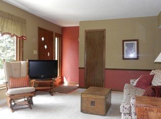 N74W22140 Alta Vista Dr, Lisbon, WI