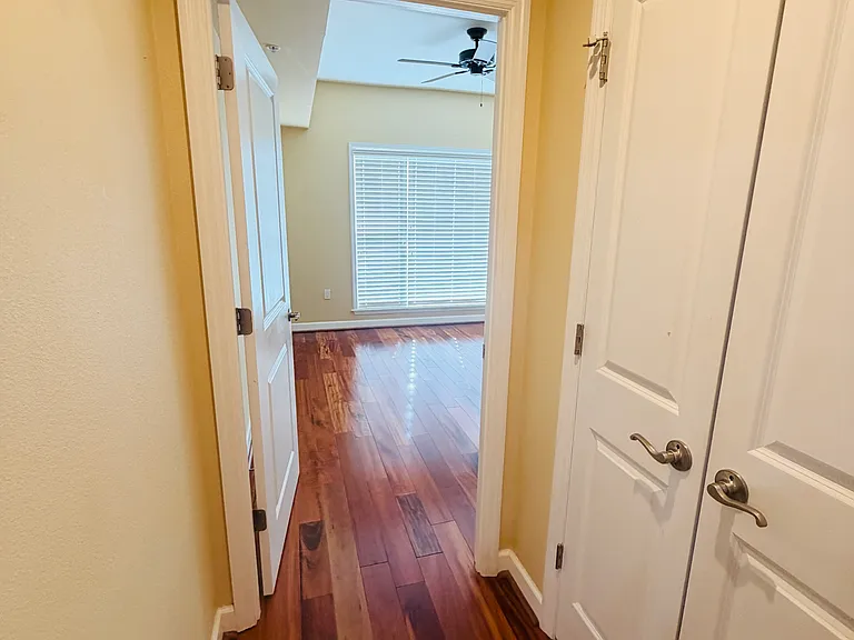 2305 Edgewater Dr — Photo 20