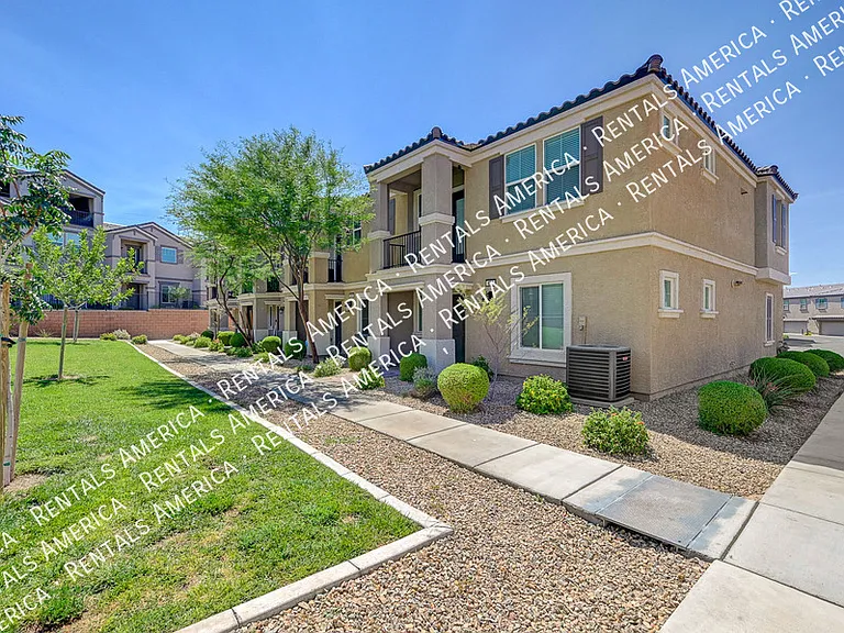 650 Vetiver Ln — Photo 1