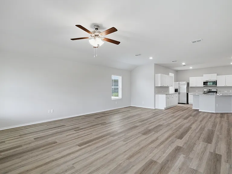 312 Blanco Dr — Photo 9