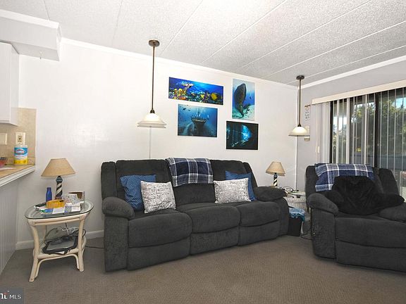 3rd image of 18 69th St Unit 2