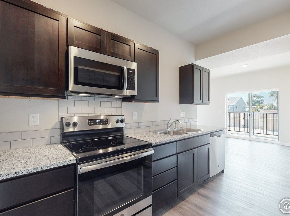 1st image of 610 Cedar St #3