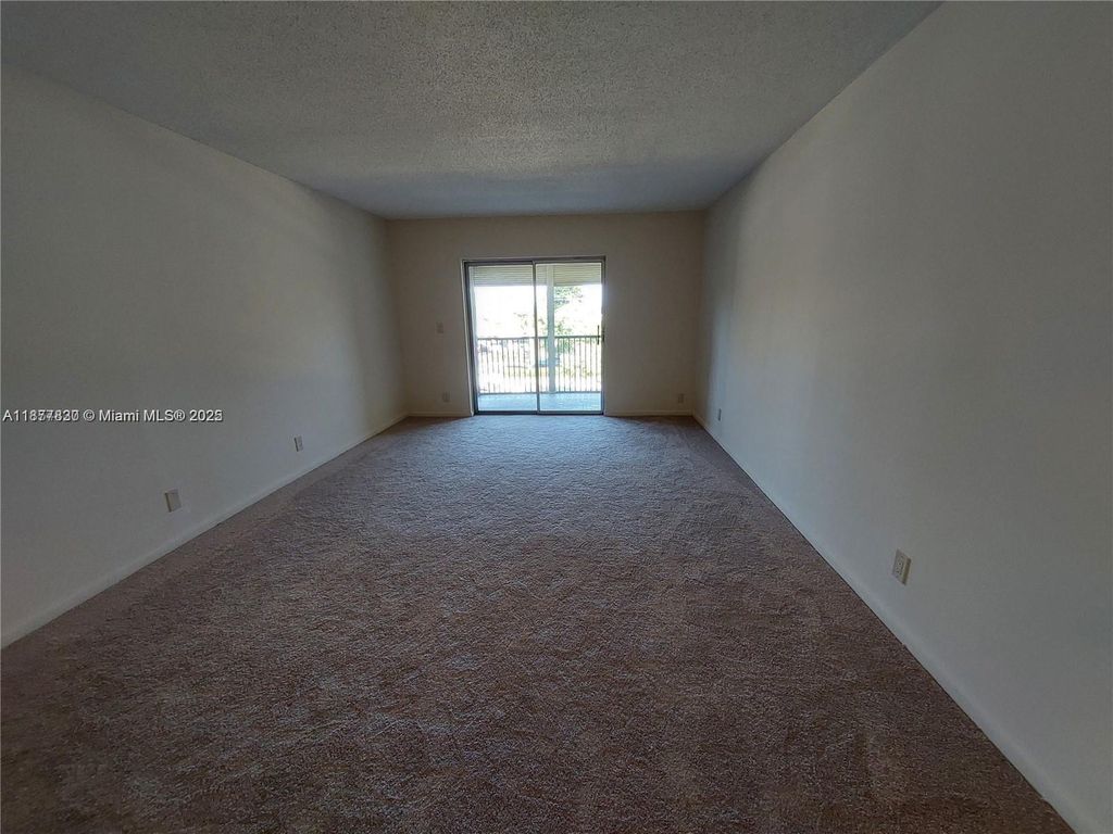 257 S Cypress Rd APT 438, photo 5