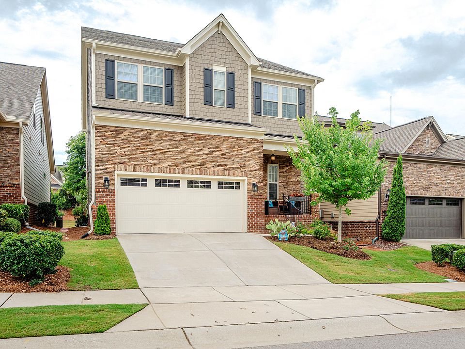 1st image of 1005 Regency Cottage Pl