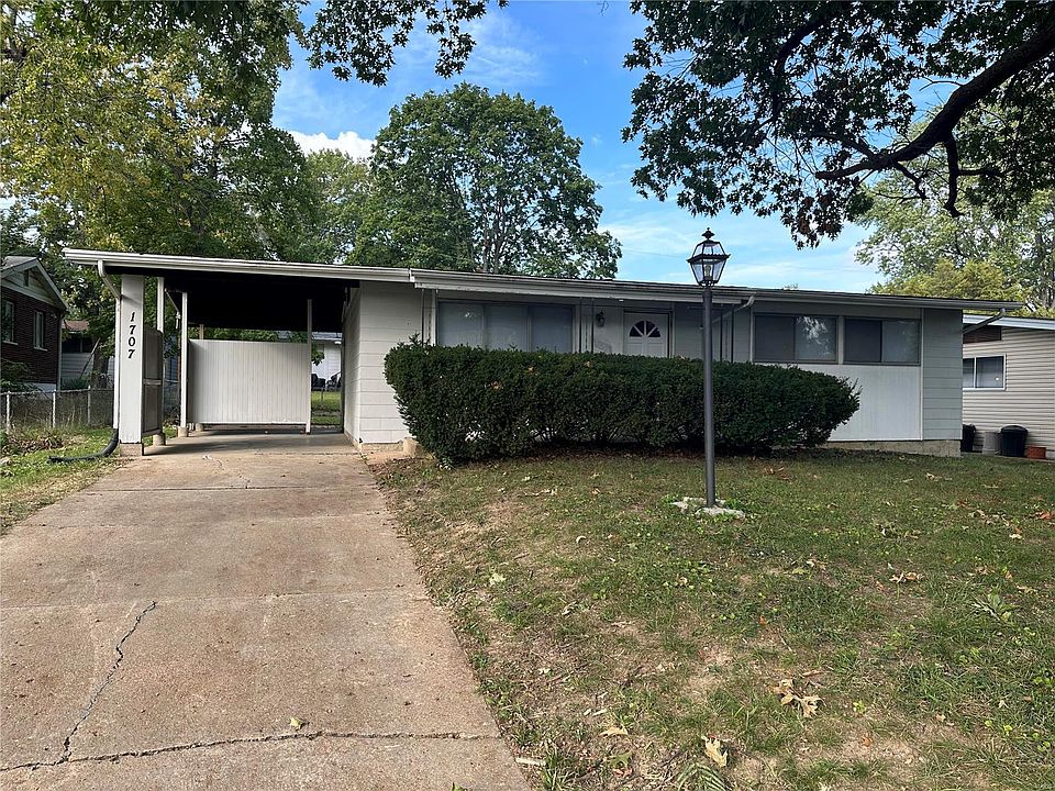 1st image of 1707 Beecher Dr