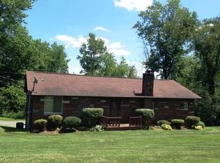 2596 Old Chewton Rd, New Castle, PA 16157