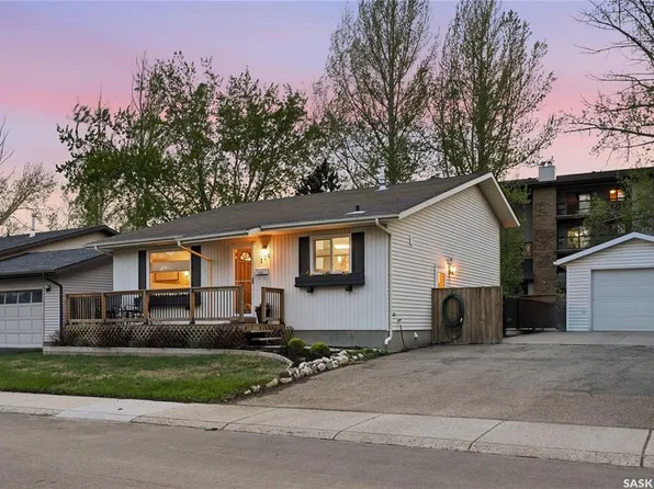 171 Coldspring CRESCENT, Saskatoon, SK S7J 3M3