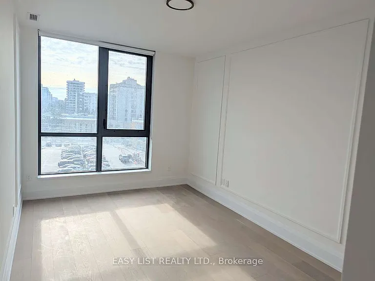 505 Glencairn Ave #220 — Photo 9