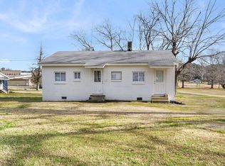 303 Rosin Hill St, Spring Hope, NC 27882