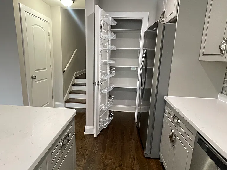 1639 McDaniel Ave — Photo 8
