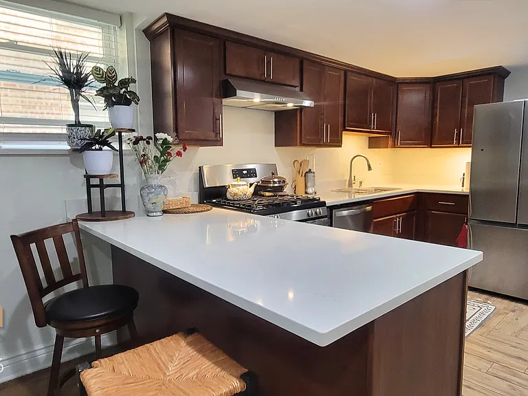 5346 N Francisco Ave #B2 — Photo 2