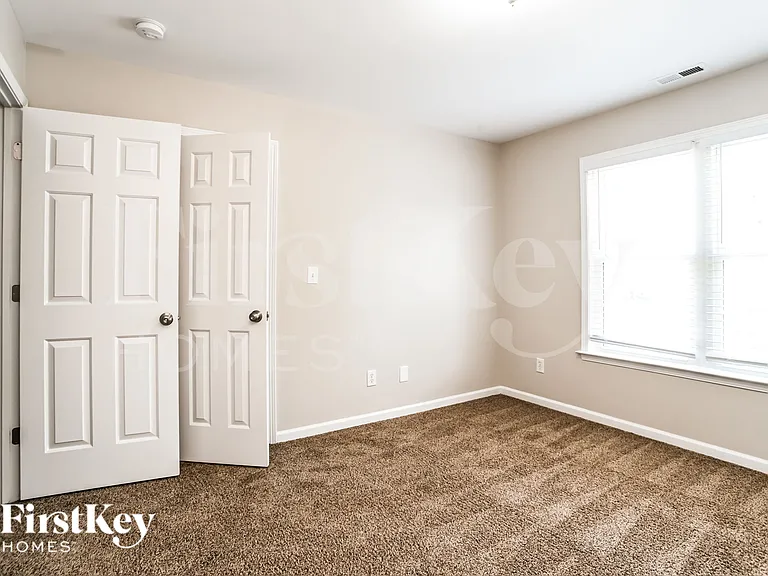 1113 Boxelder Ln — Photo 9