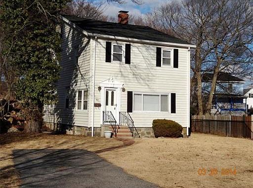 1st image of 483 Lynnfield St