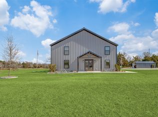 200 Kennedi Dr, Whitesboro, TX 76273