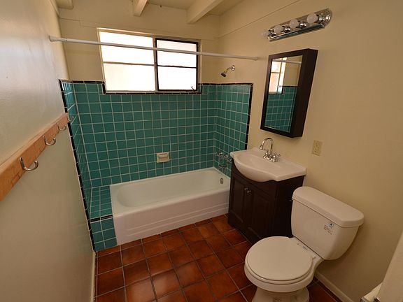5th image of 2620 W Ironwood Hills Dr APT 5
