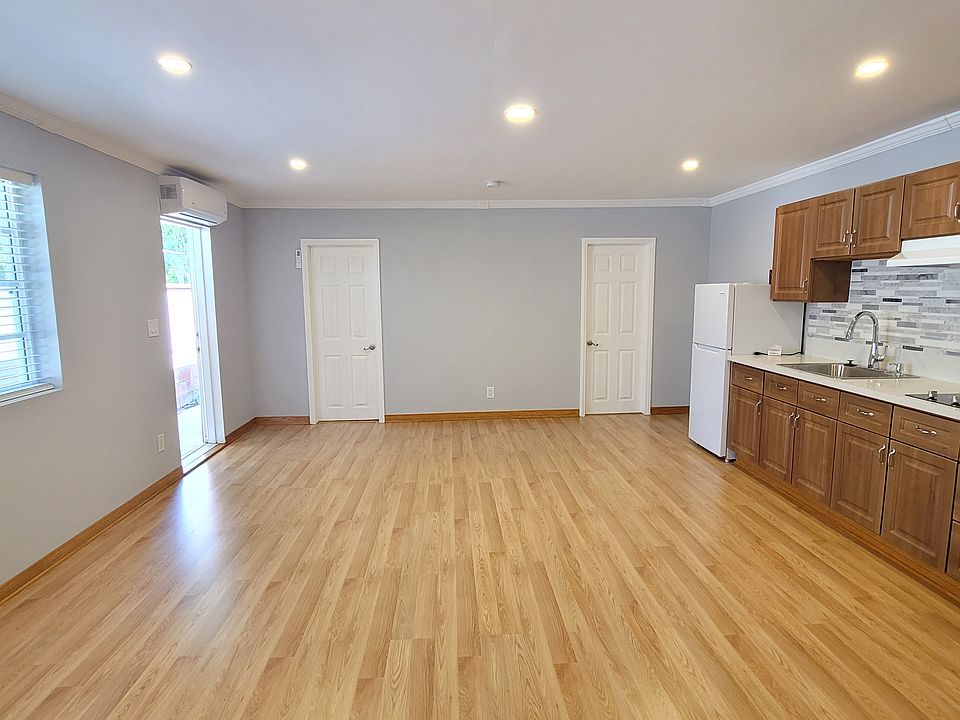 1st image of 7501 Lena Ave