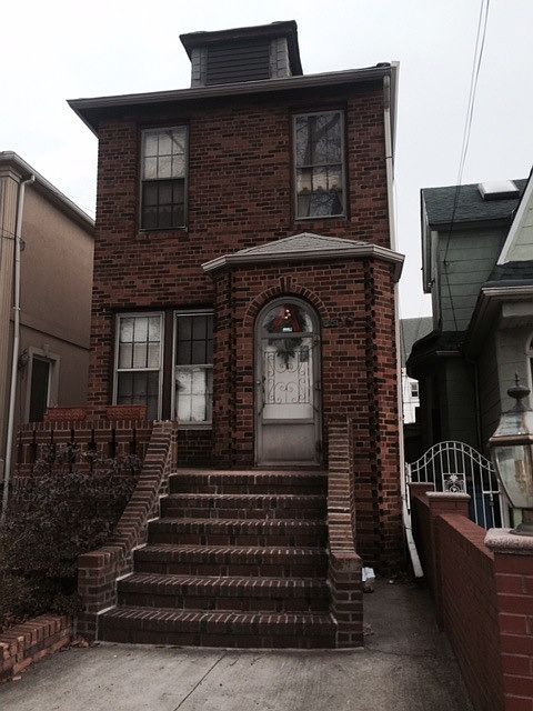 2nd image of 139 Van Sicklen St