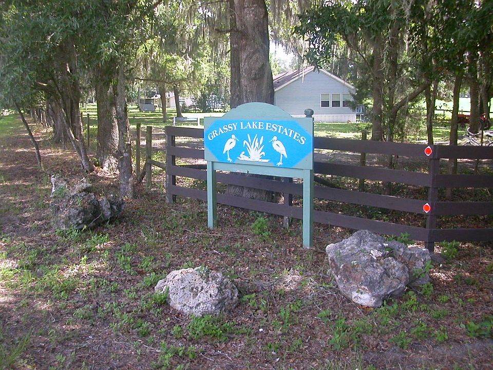 Welcome to Grassy Lake Estat