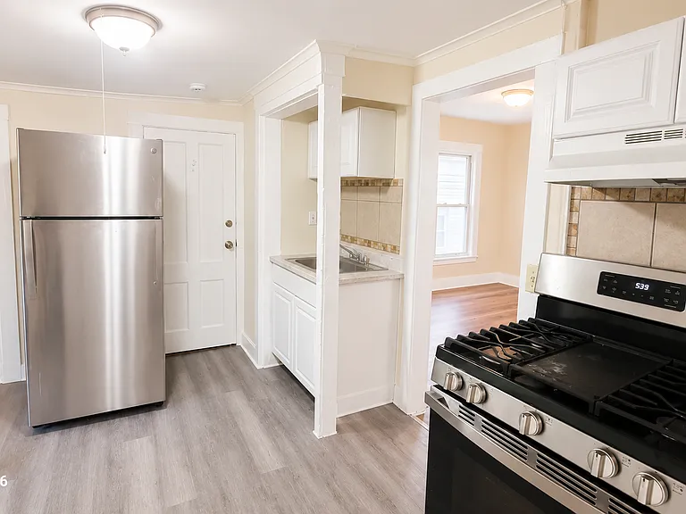 125 Shelton Ave #2B — Photo 3