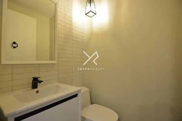 Rented by Yaffa Realty LLC | media 26