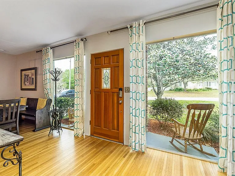 11 S University Cir — Photo 10