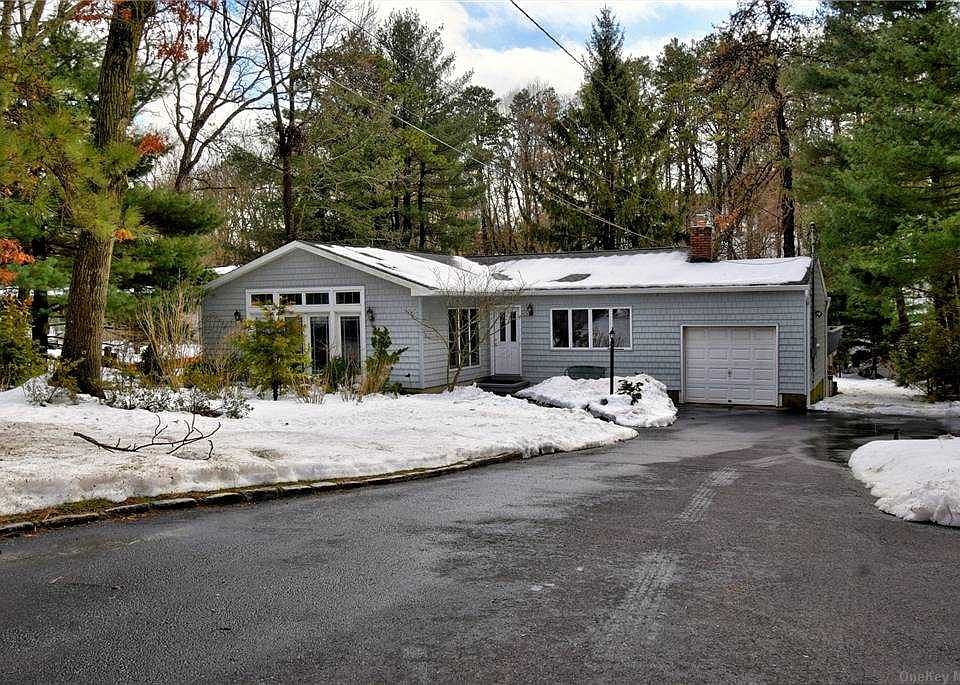 1st image of 36 Grandview Ln
