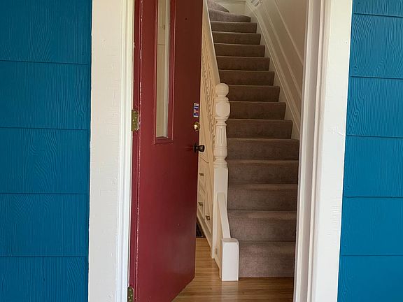 3rd image of 3324 Harriet Ave