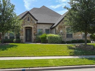6512 Rock Springs Dr, North Richland Hills, TX 76182