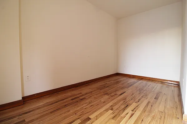 Rented by Guidance Realty Corp. | media 8