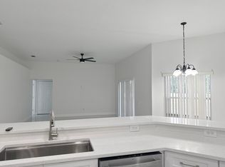 10150 Bloomfield Hills Dr, Seffner, FL 33584