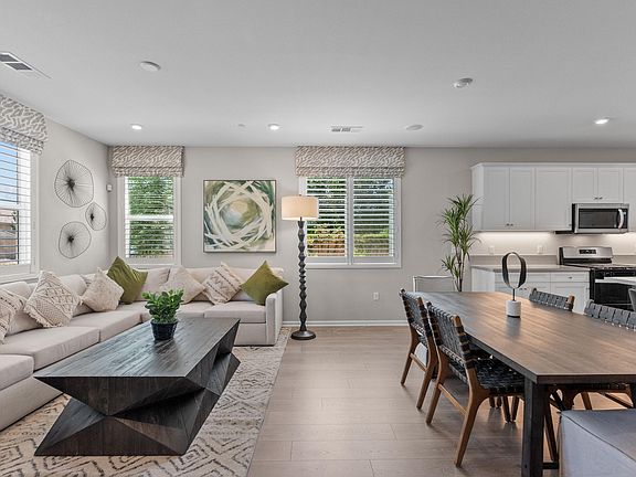 4th image of 278 Crossroads Ln