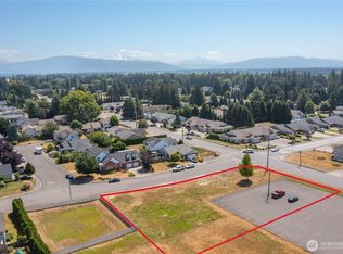 801 19th St, Lynden, WA 98264