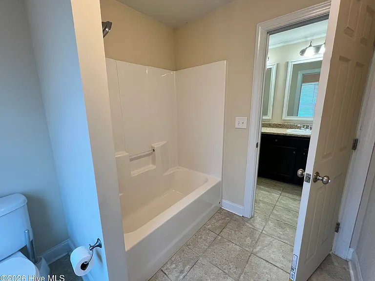 327 Clearwater Ln — Photo 46