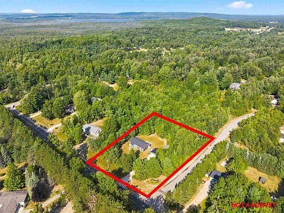 3rd image of 387 Silver Creek Rd