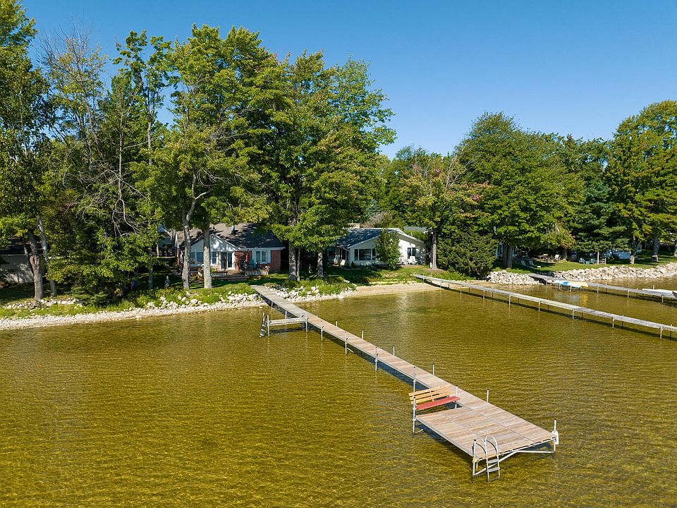8720 Silver Strand Rd, Levering, MI 49755 Zillow