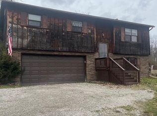 510 W Main St, Oak Hill, OH 45656